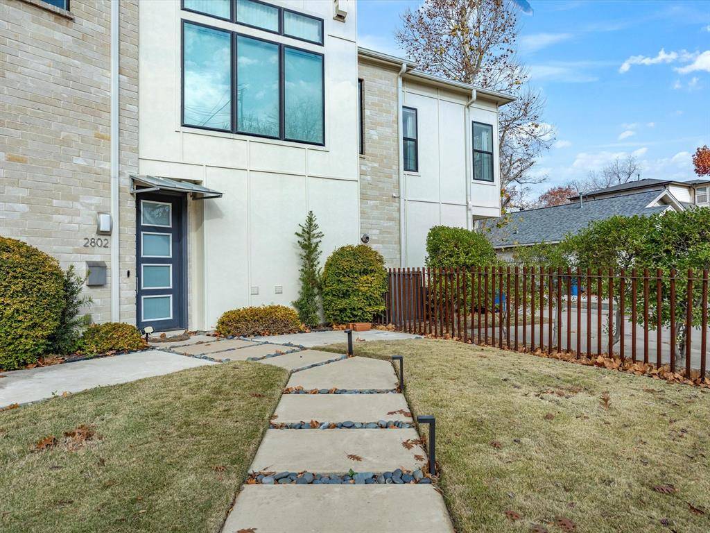 Dallas, TX 75206,2802 Lee Street