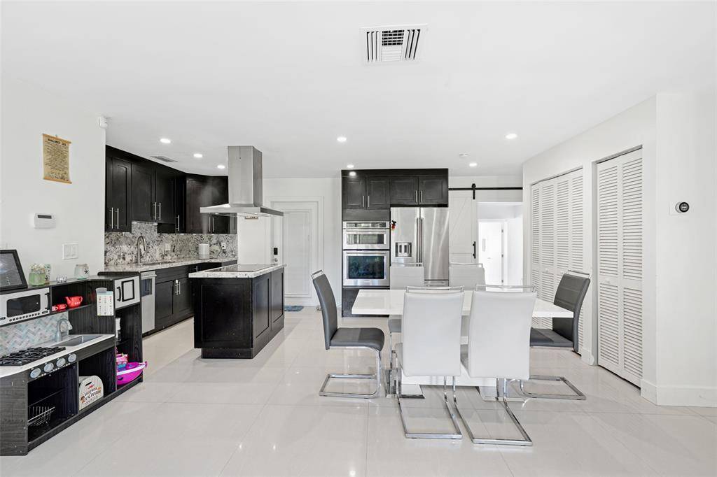 Davie, FL 33325,14000 SW 20th St