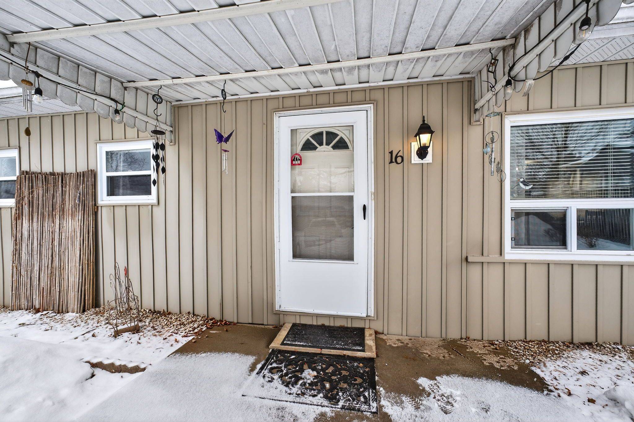 Innisfil, ON L9S 1R1,16 Mimosa CRES