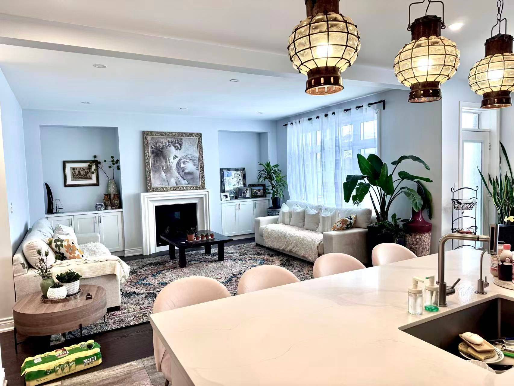 East Gwillimbury, ON L9N 0S7,15 Prunella CRES