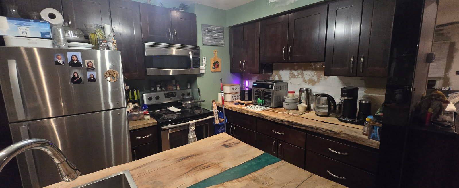 Barrie, ON L4M 5C4,63 Ferris LN #K6