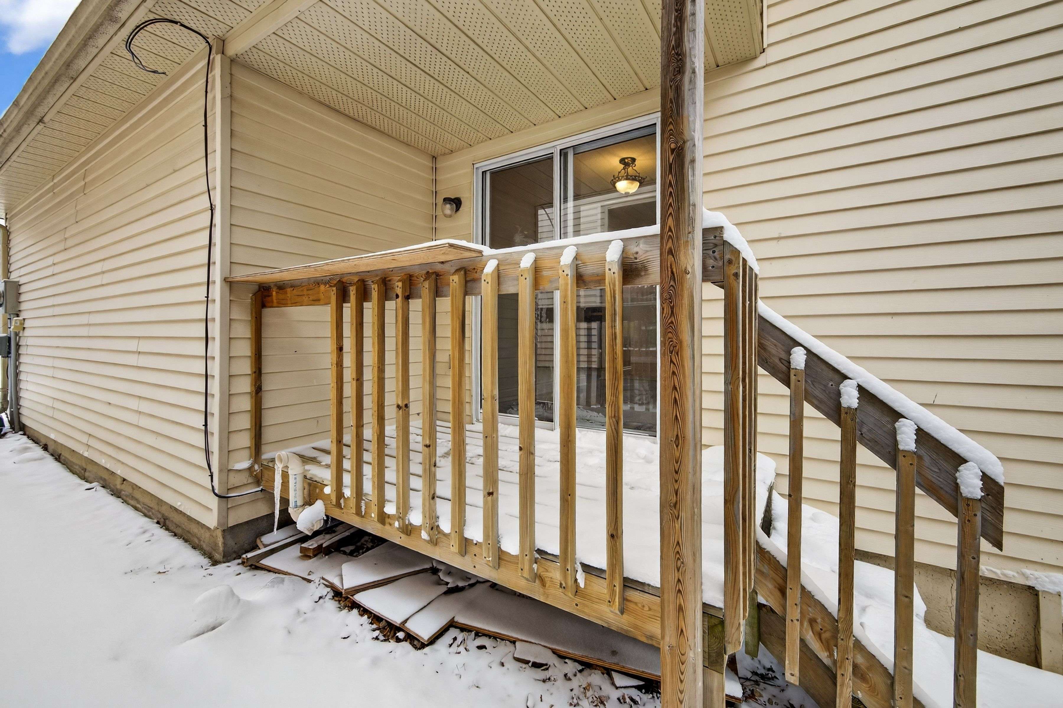 Barrie, ON L4N 6T7,52 Gosney CRES