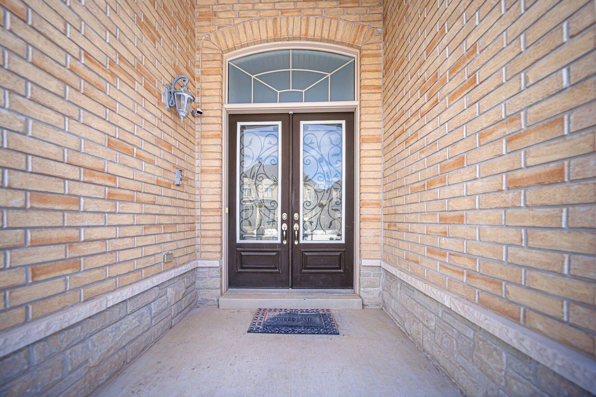 Brampton, ON L6X 2M4,10 Agincourt CIR