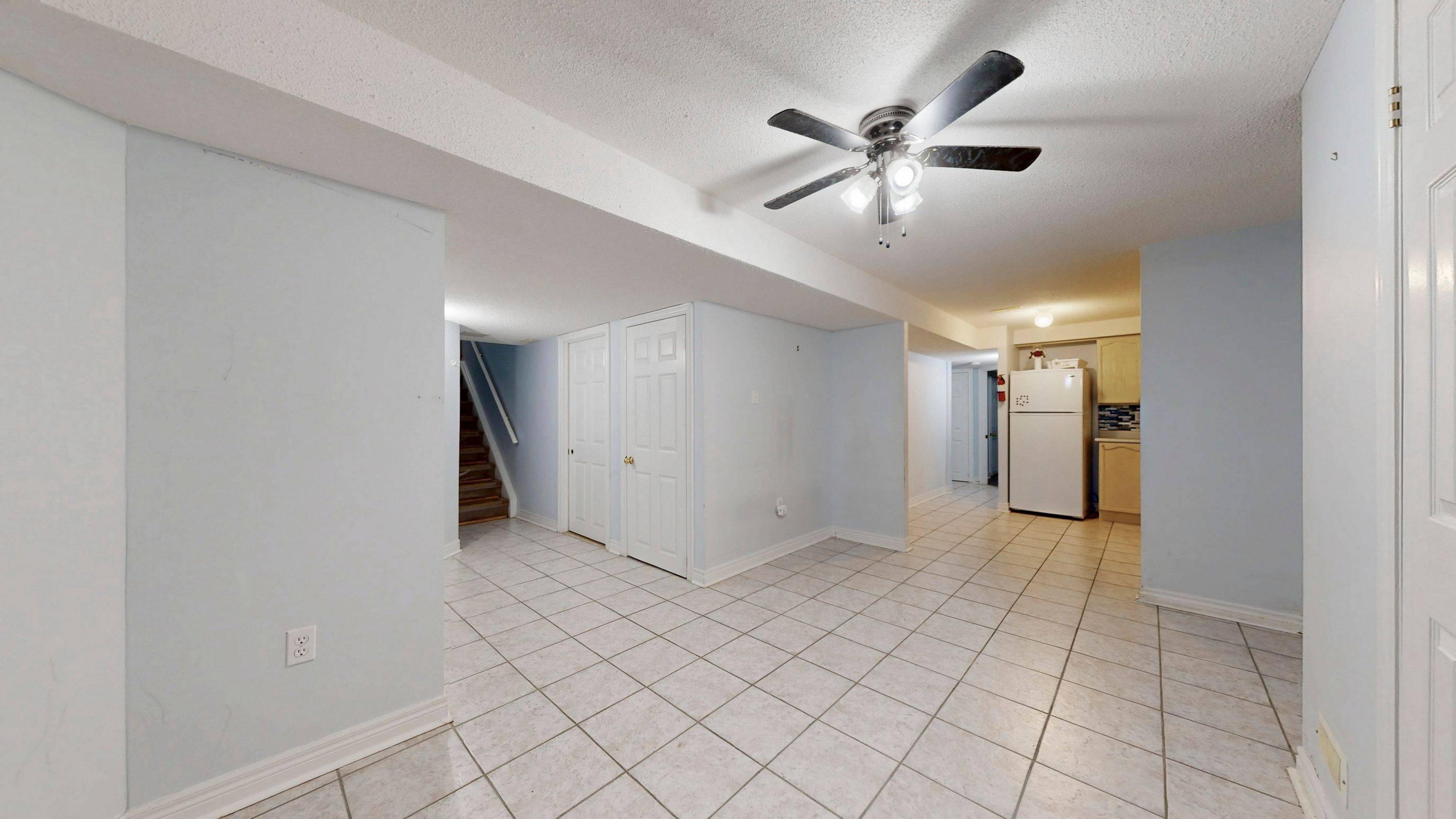 Brampton, ON L6Y 5E1,119 Letty AVE #LOWER