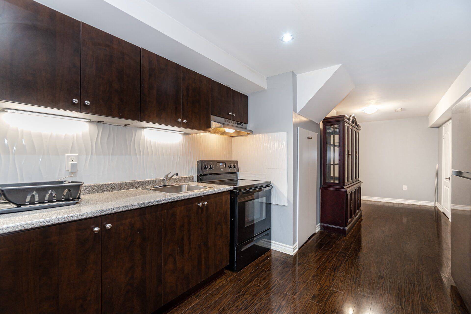 Brampton, ON L6X 0W9,36 Intrigue TRL #Bsmt