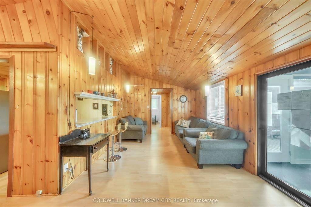 Frontenac, ON K0H 1B0,1004A ALMOND LN