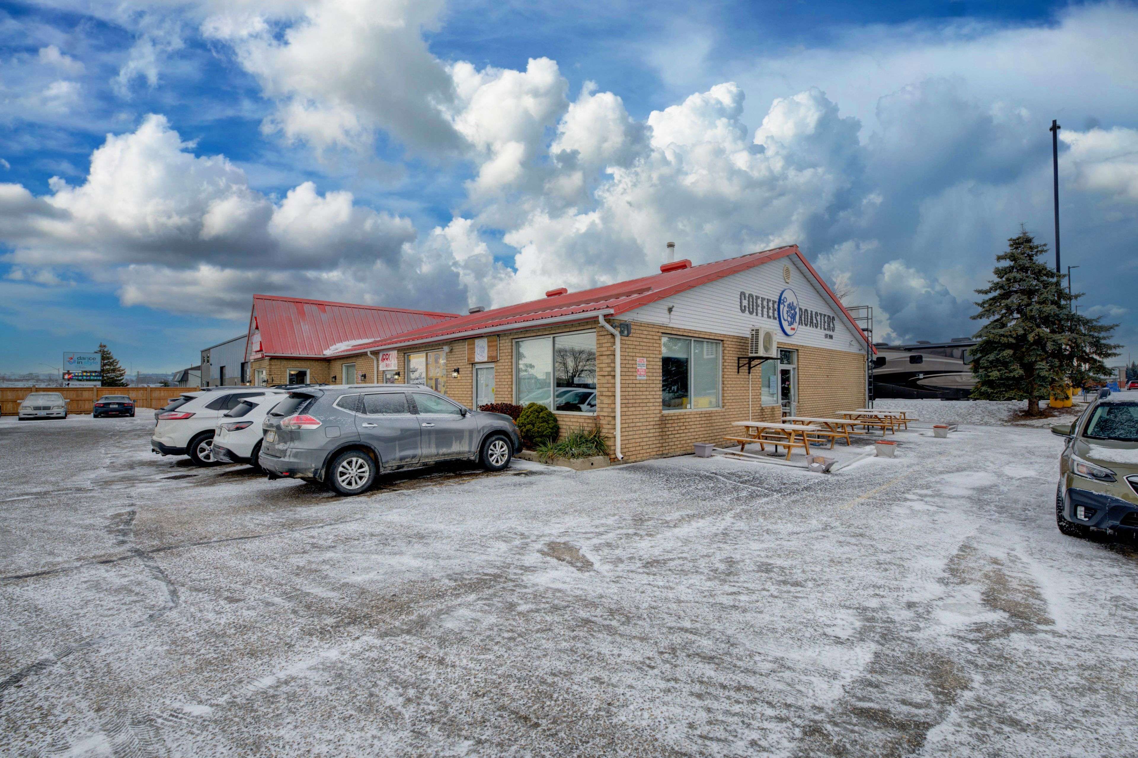 Woodstock, ON N4V 1A2,815 Juliana DR #3