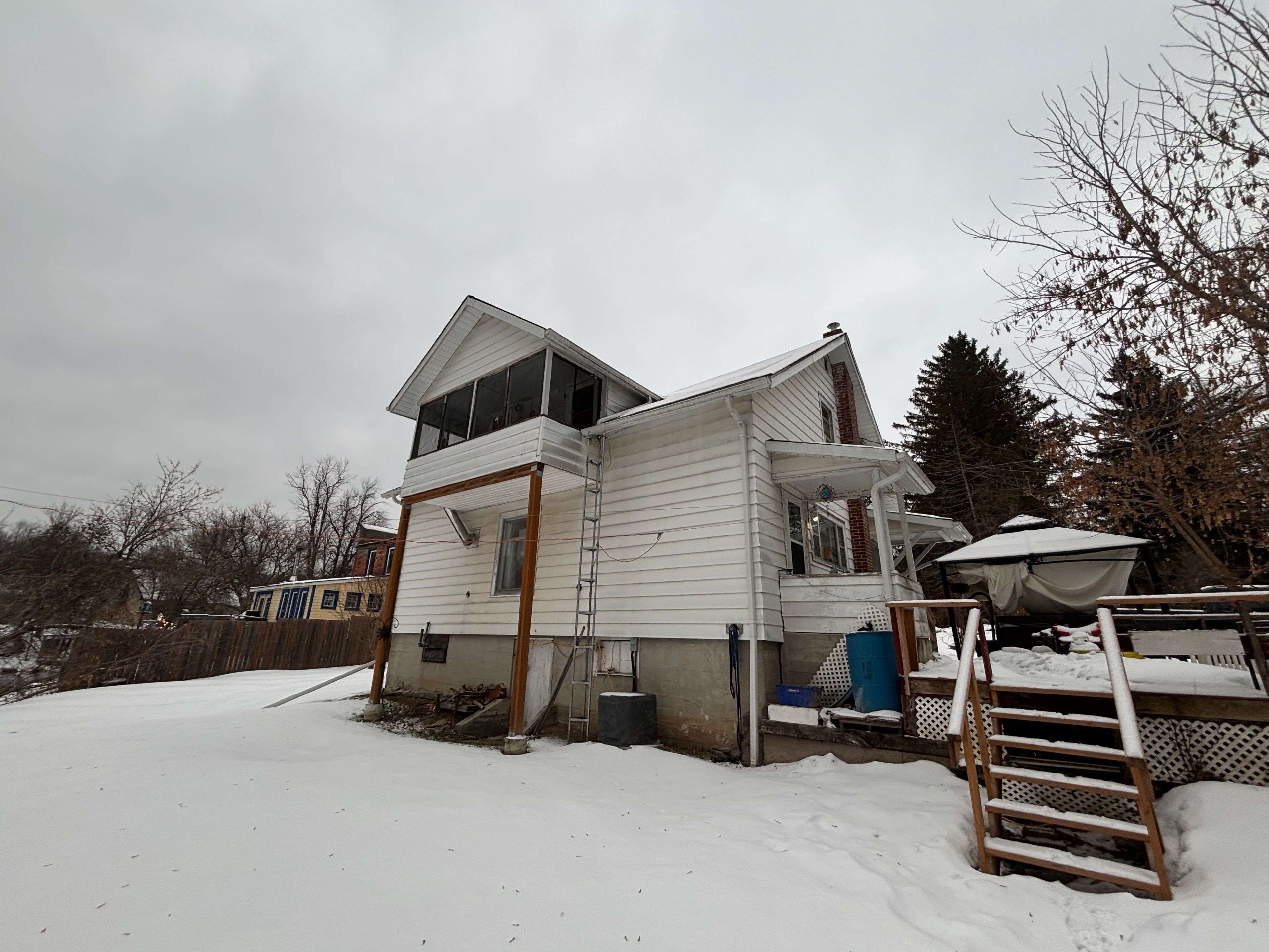 Frontenac, ON K0H 1B0,1022 Bridge ST