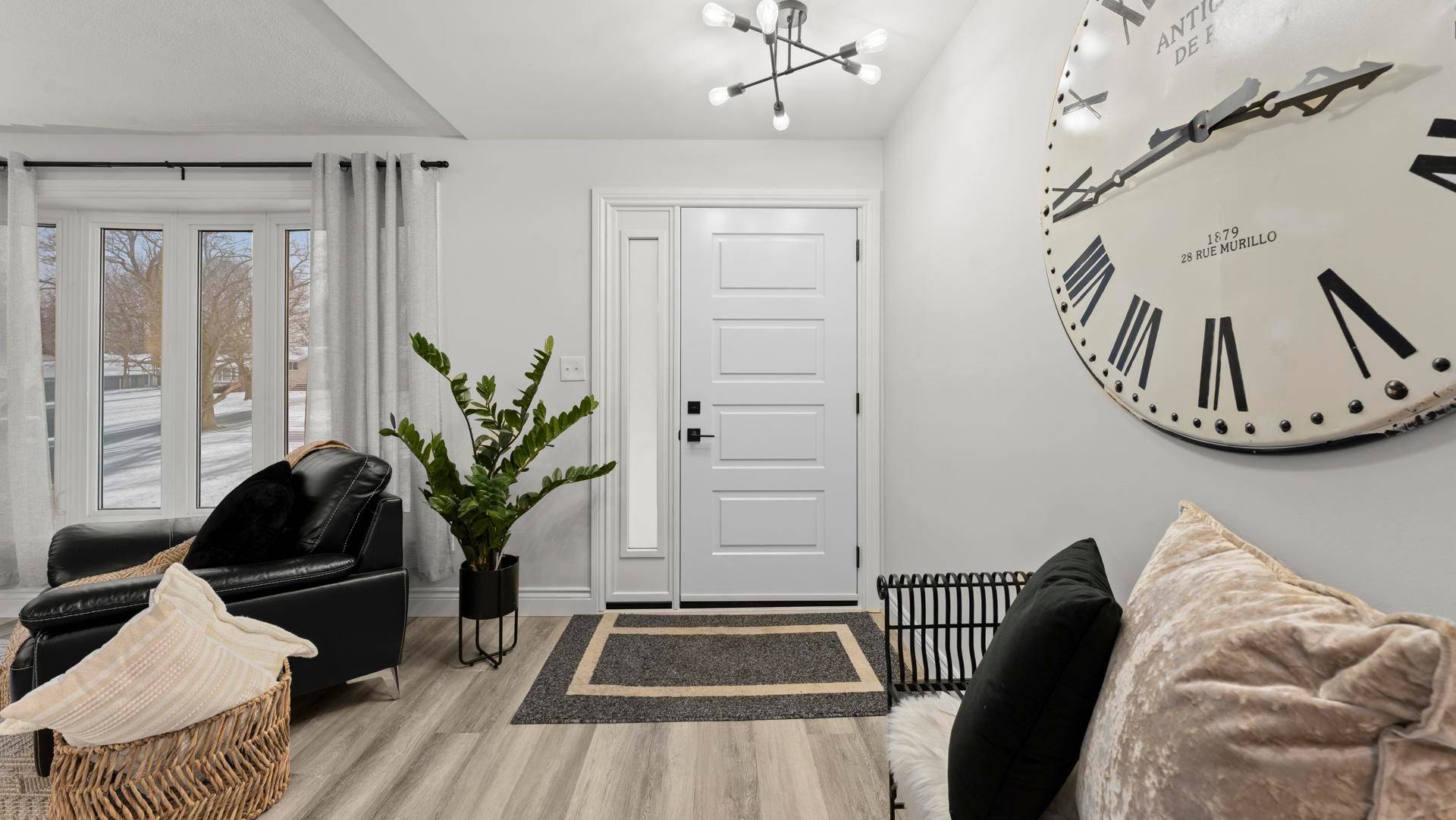 Goderich, ON N7A 4H1,17 SUNCOAST DR W