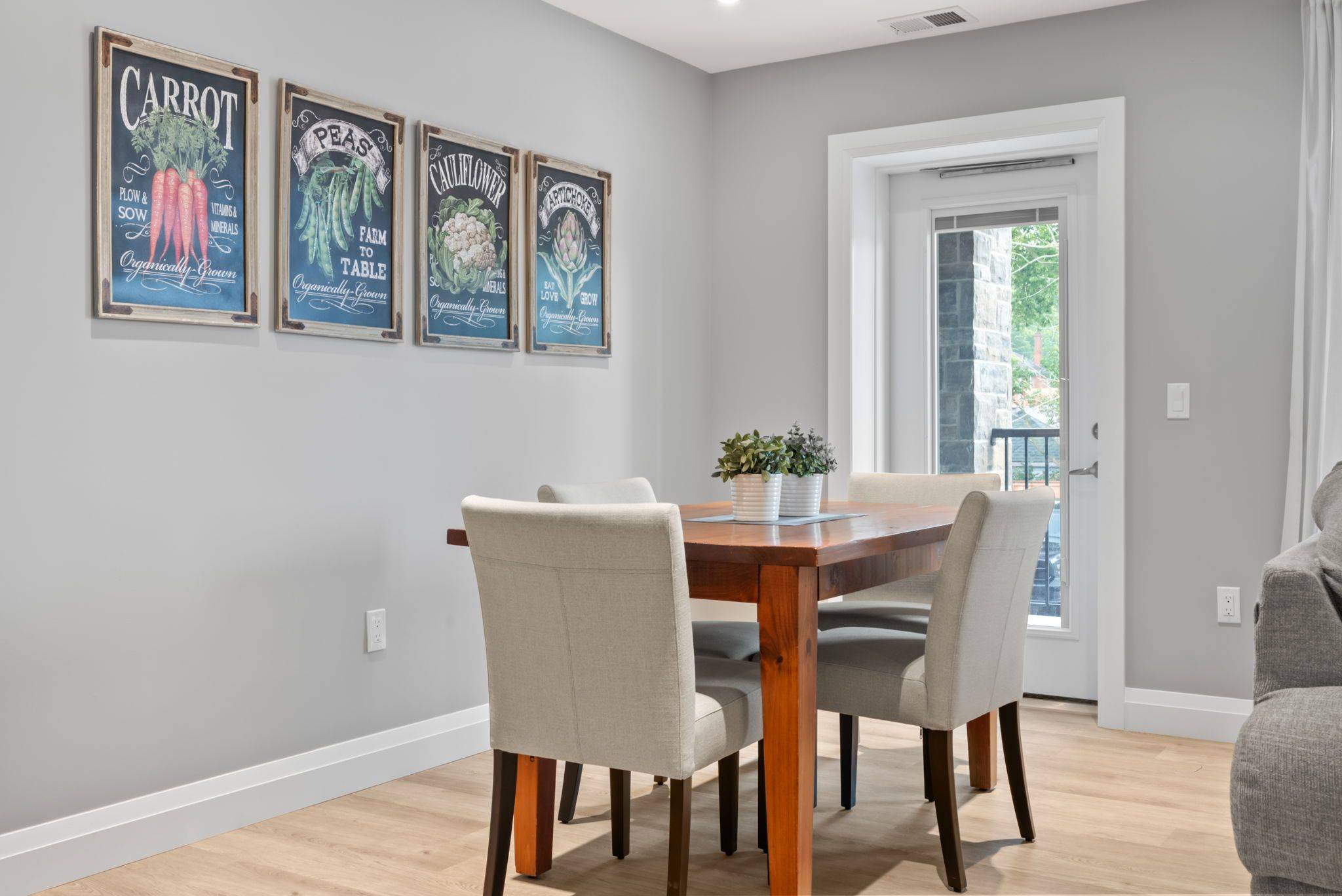 North Huron, ON N0G 2W0,187 VICTORIA ST W #104