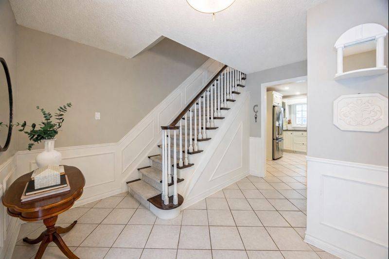 London South, ON N6K 1W9,754 Cranbrook RD