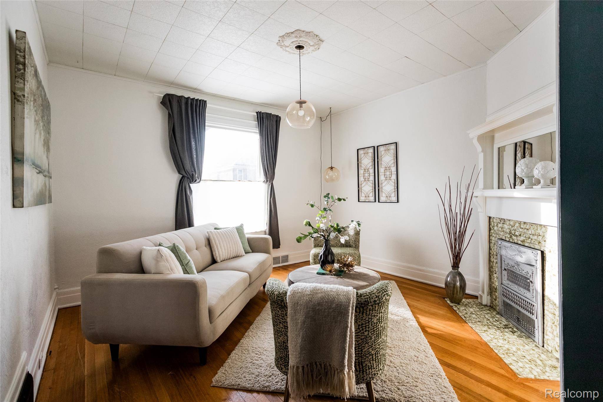 Detroit, MI 48202,708 W Euclid ST