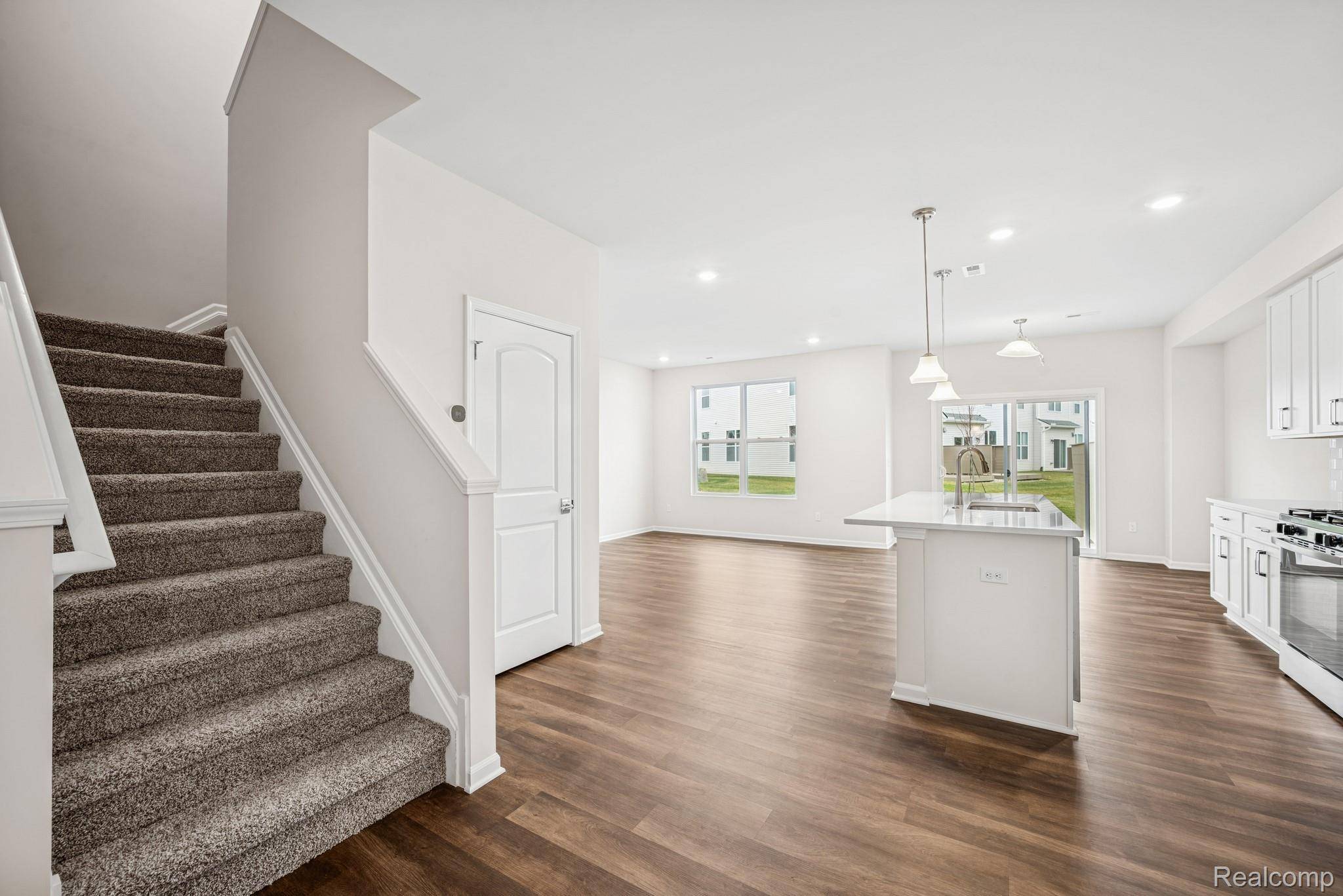 Saline, MI 48176,1905 Salt Springs DR