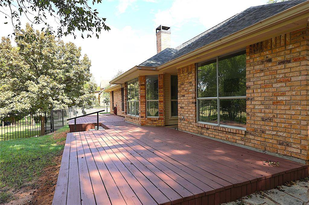 Granbury, TX 76049,7108 Westover Drive