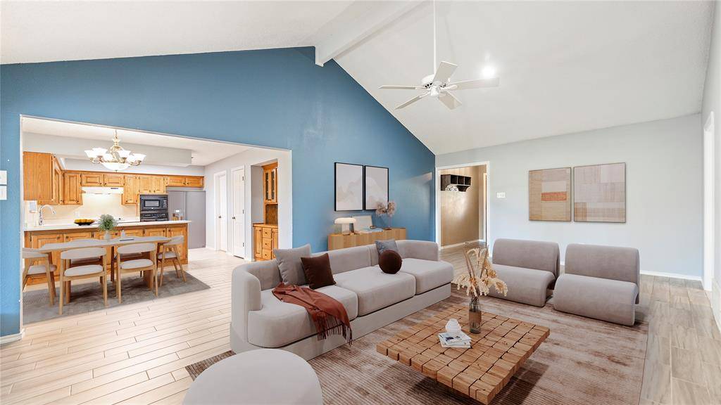 Benbrook, TX 76126,476 Meadowhill Drive