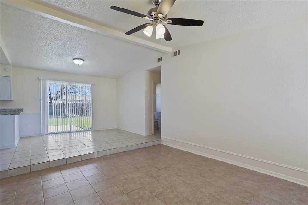 Irving, TX 75062,3718 Yellowstone Street