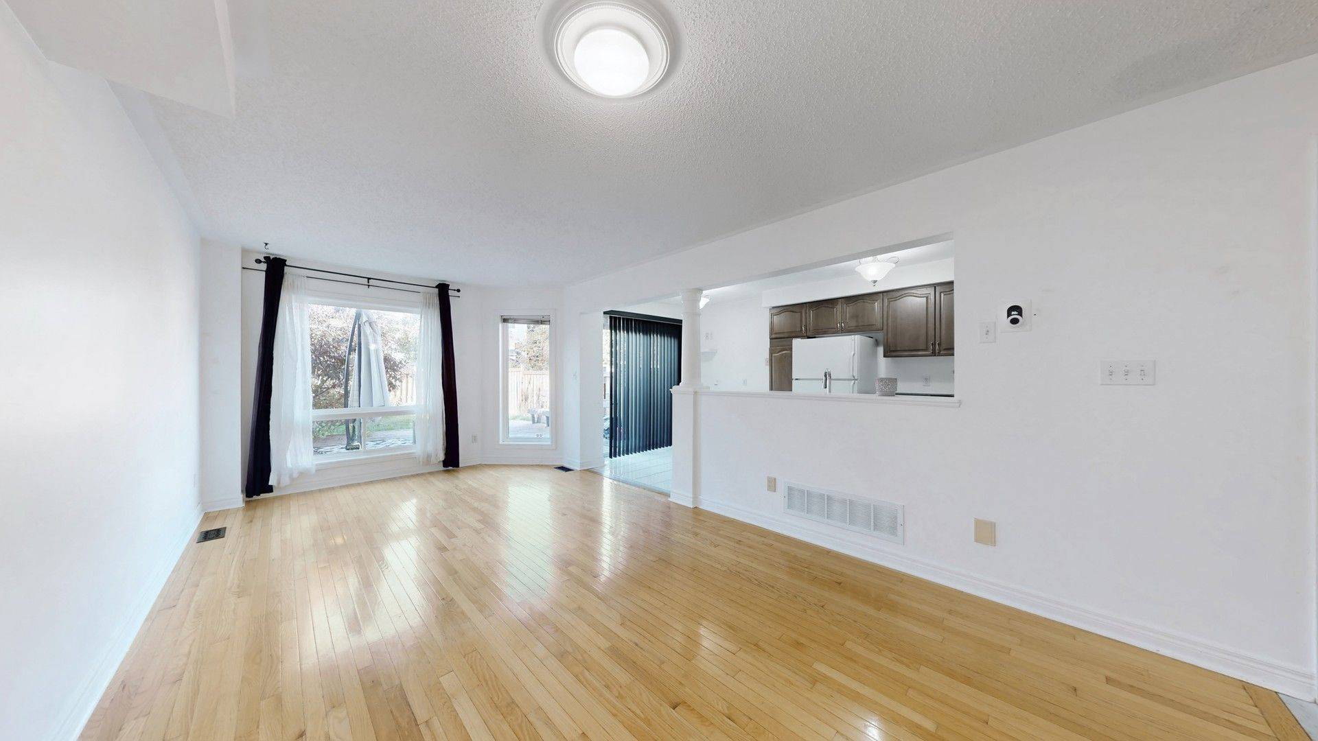 Whitby, ON L1M 1K6,59 Melody DR