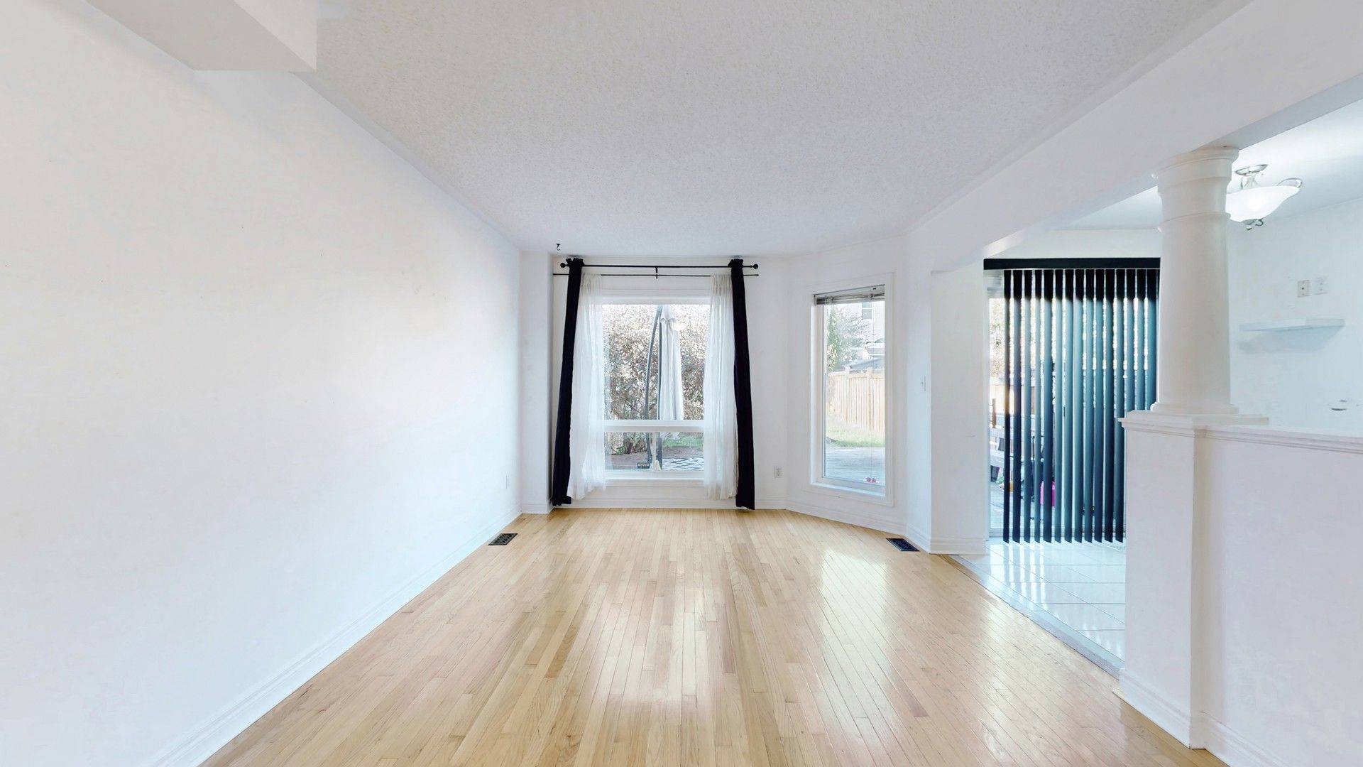 Whitby, ON L1M 1K6,59 Melody DR