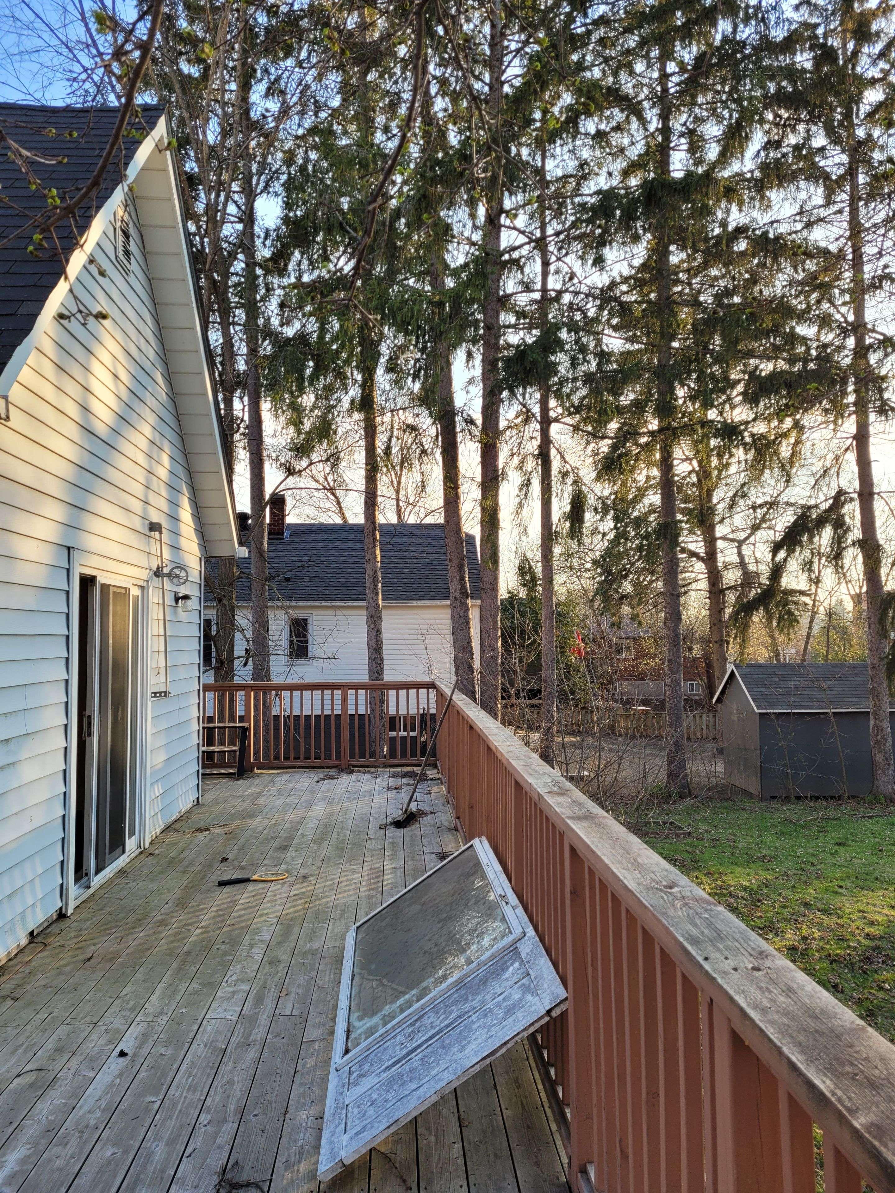 Barrie, ON L4M 1Y9,76 Penatang ST