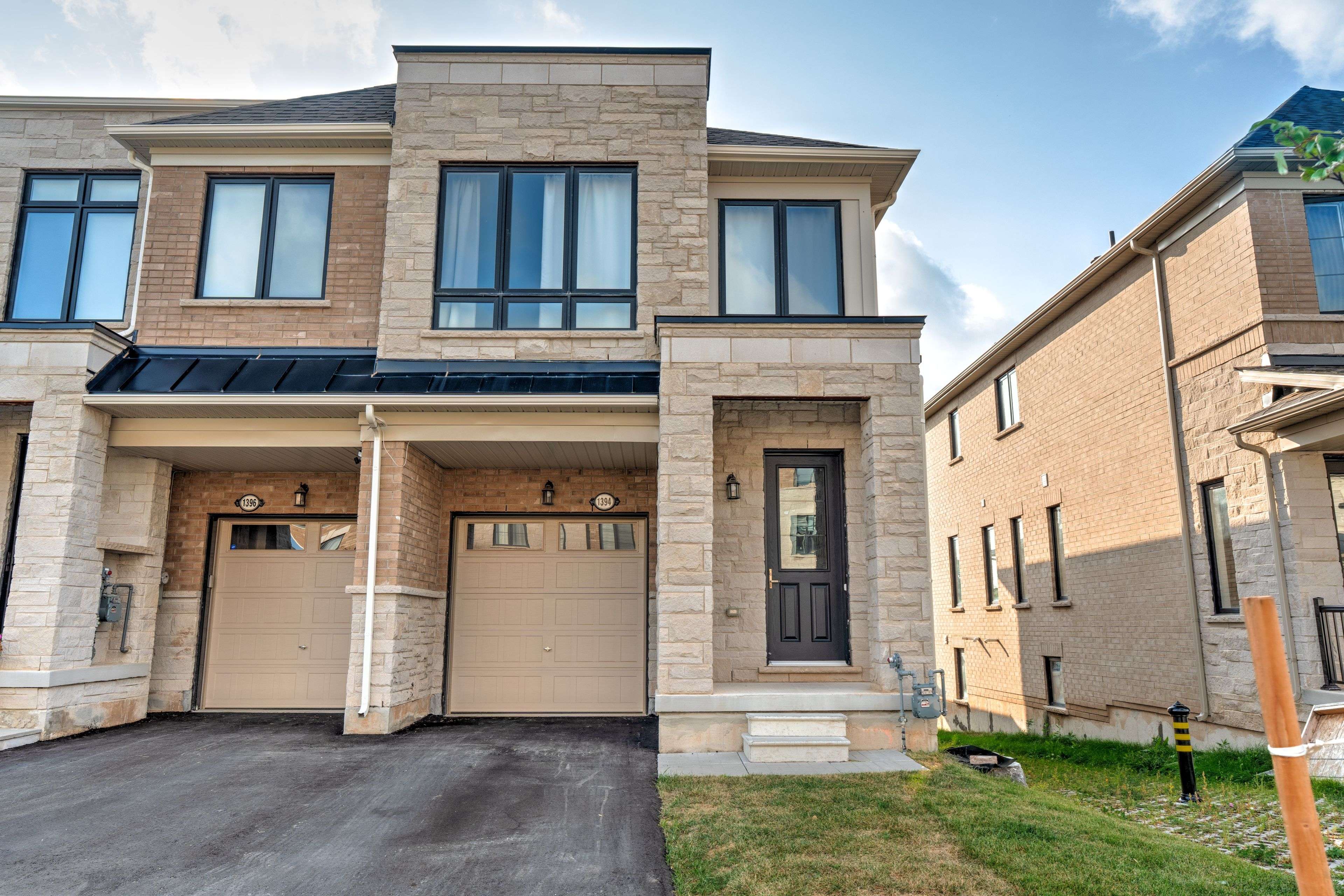 Burlington, ON L7P 0V8,1394 Almonte DR