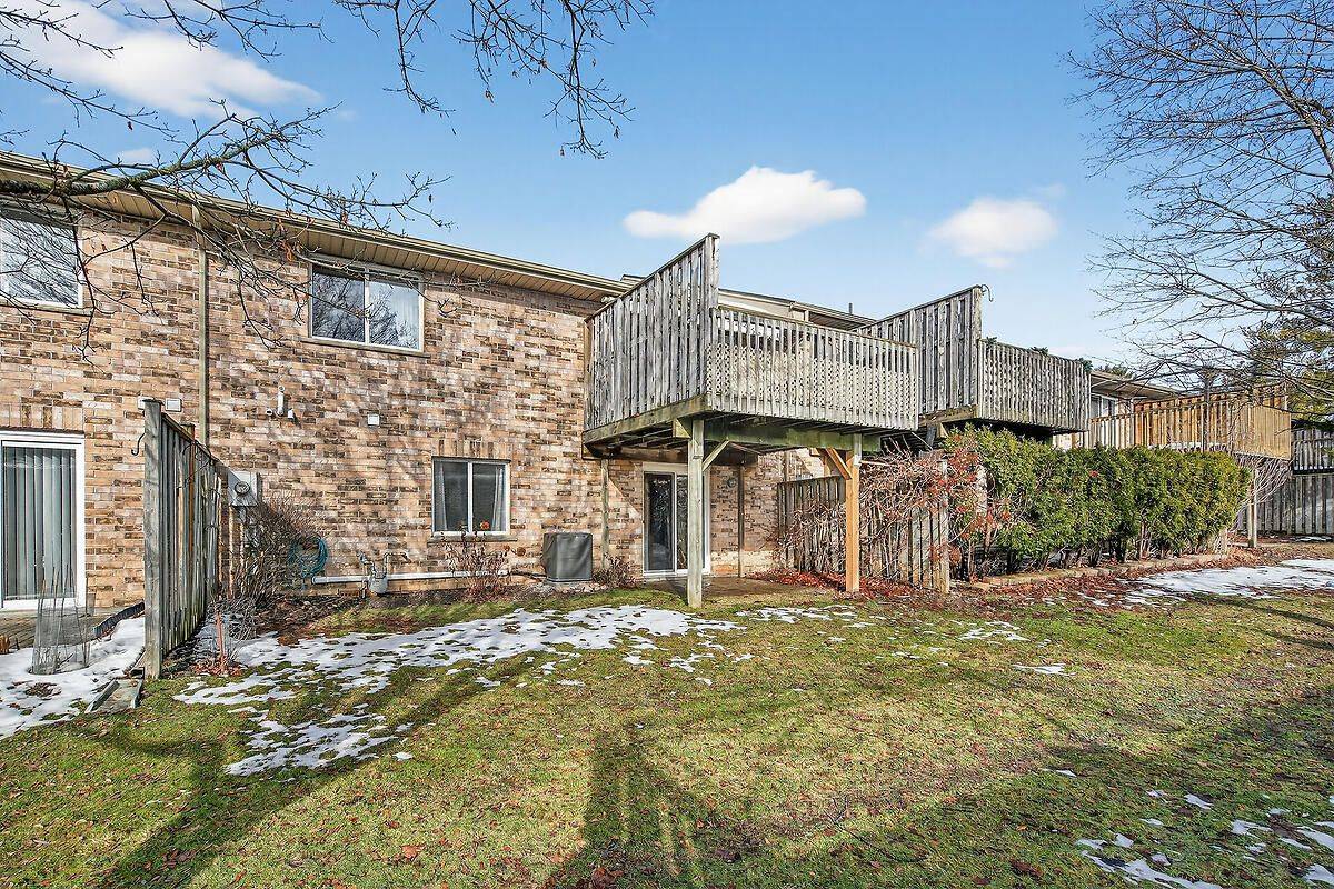 London North, ON N6H 5P1,1241 Beaverbrook AVE #79