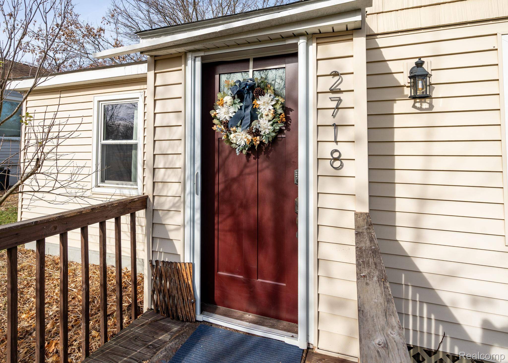 Waterford, MI 48328,2718 Corey ST