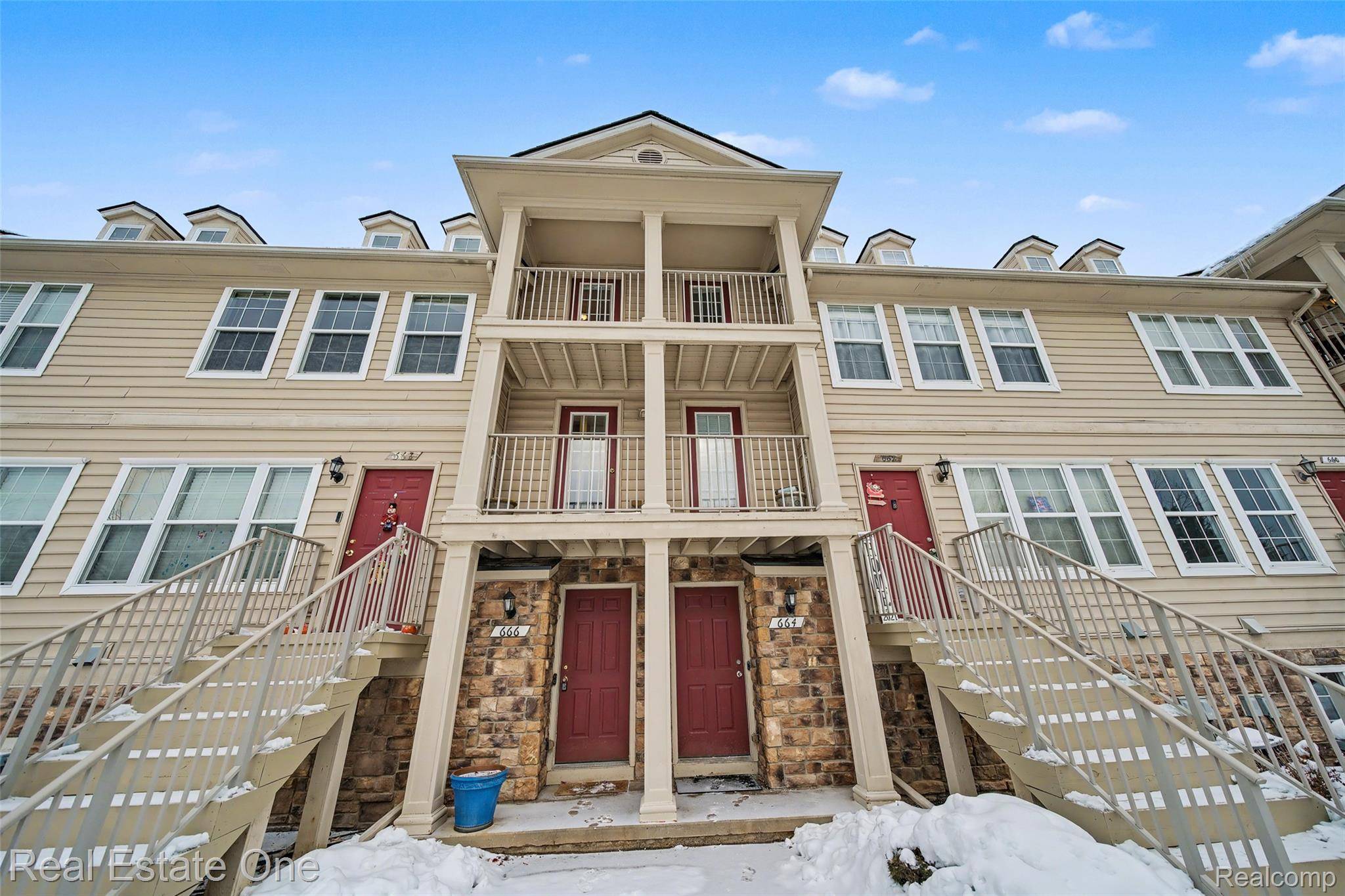 Pontiac, MI 48341,666 Lydia LN