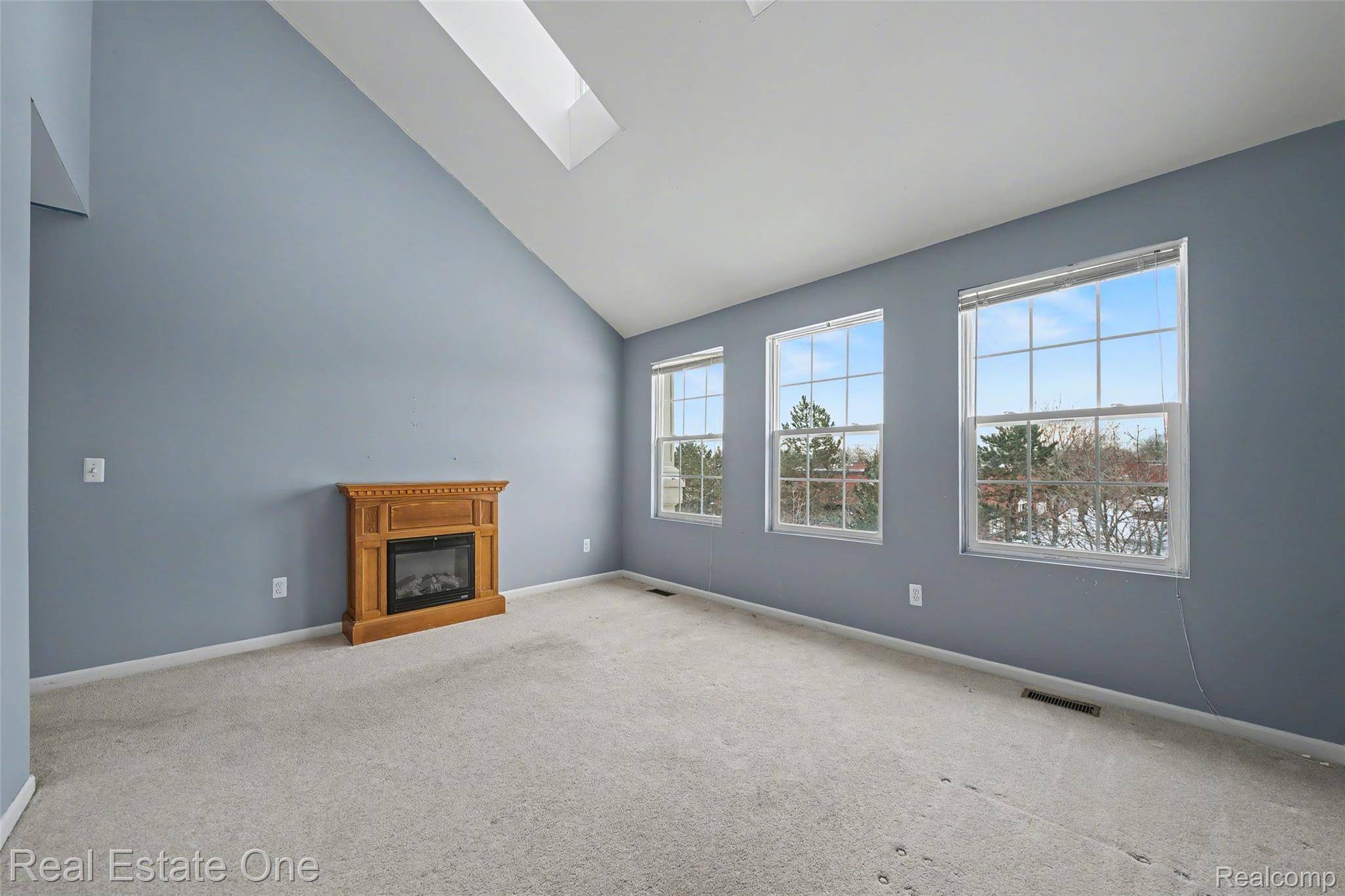 Pontiac, MI 48341,666 Lydia LN