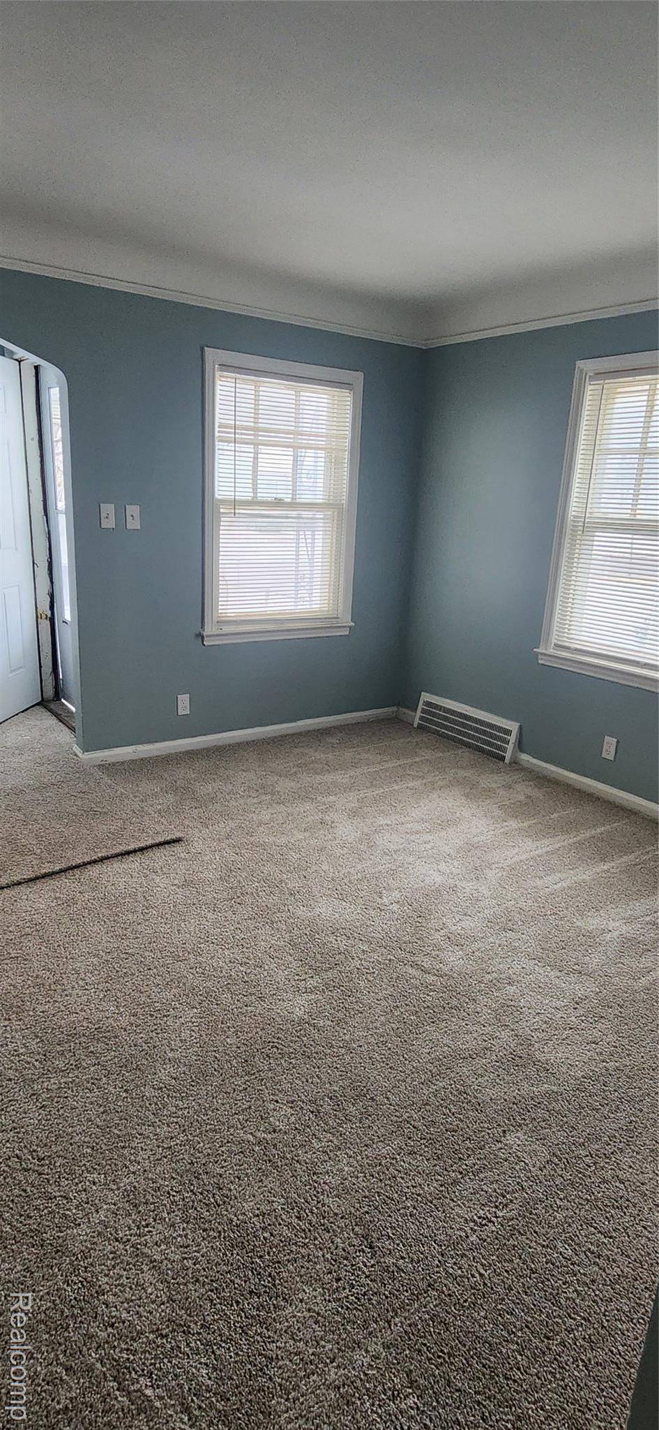 Detroit, MI 48235,17540 Asbury Park ST