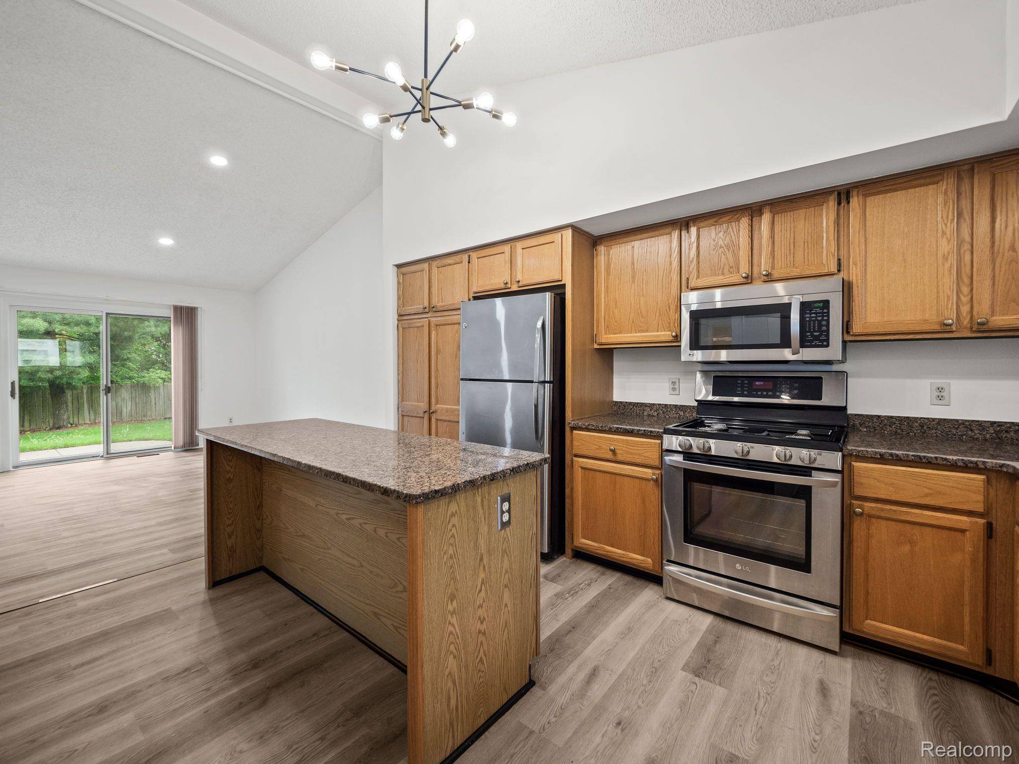 Birmingham, MI 48009,1888 WEBSTER ST