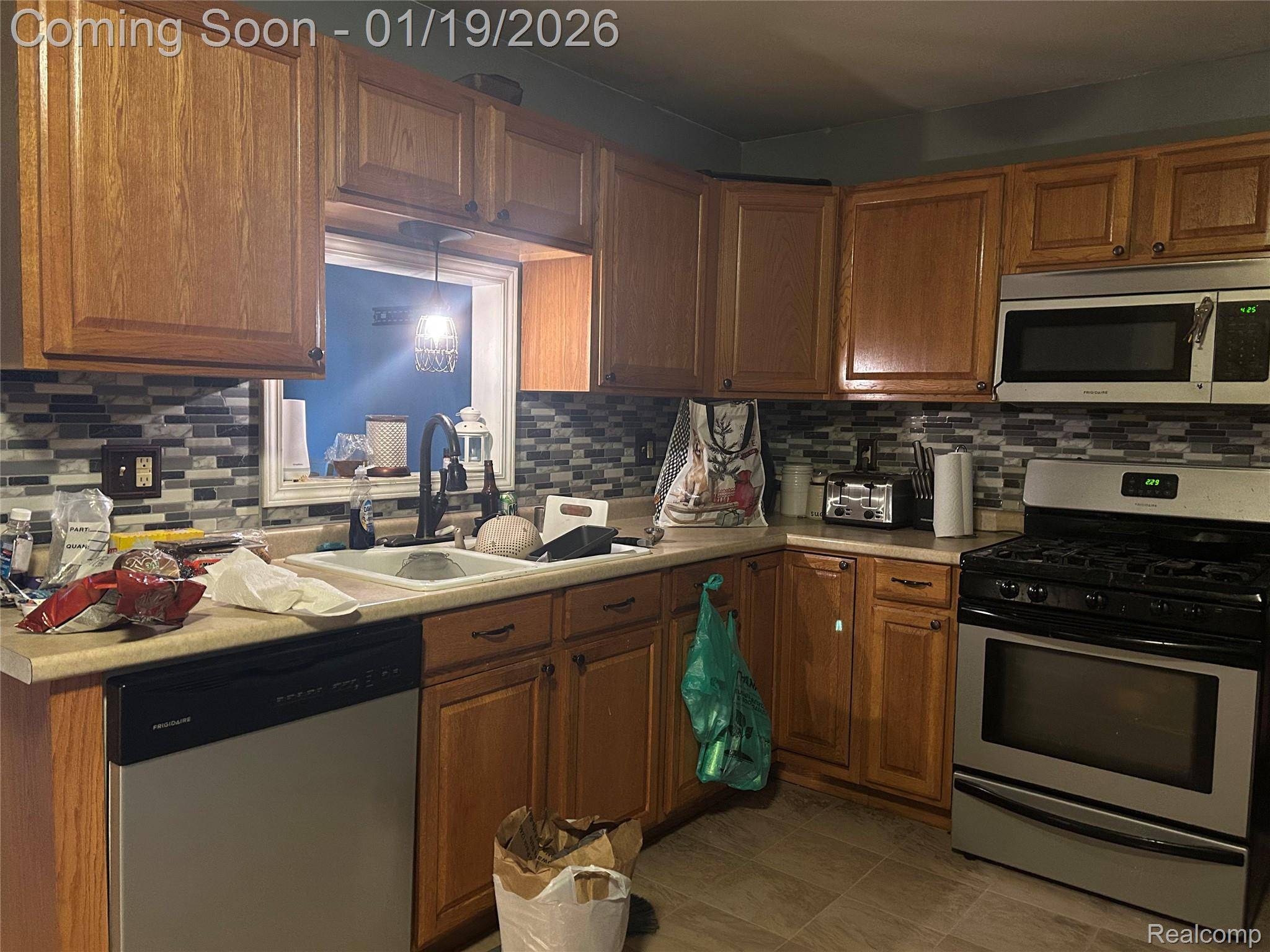 Monroe, MI 48162,1118 Lavender ST