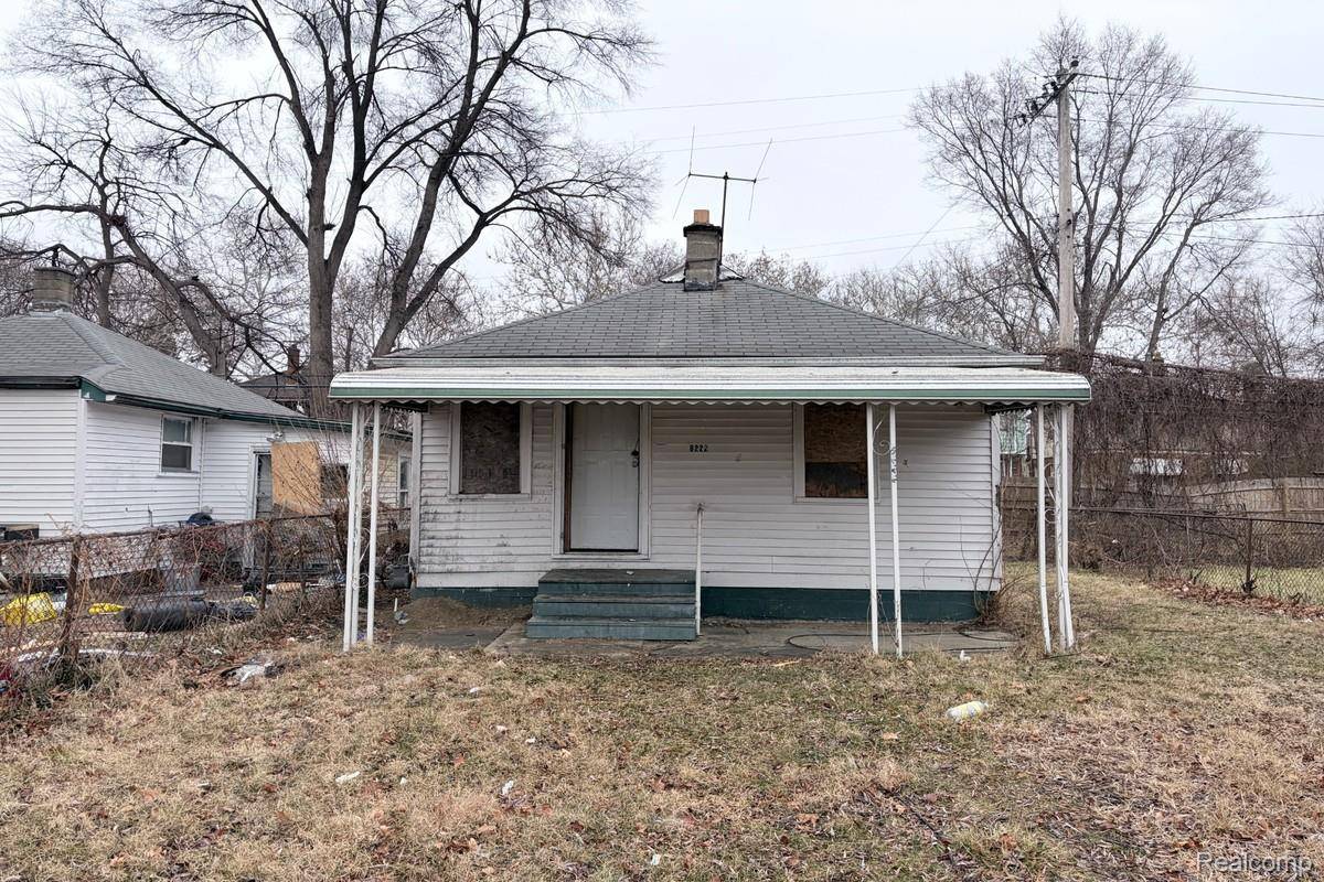 Detroit, MI 48228,8222 Decatur ST