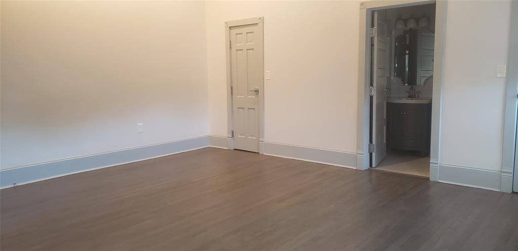 Fort Worth, TX 76104,725 W Magnolia Avenue #205