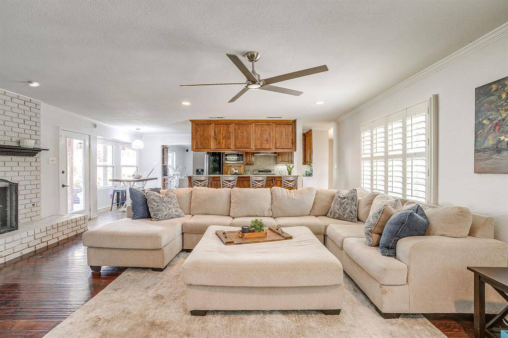 Fort Worth, TX 76116,6504 Genoa Road