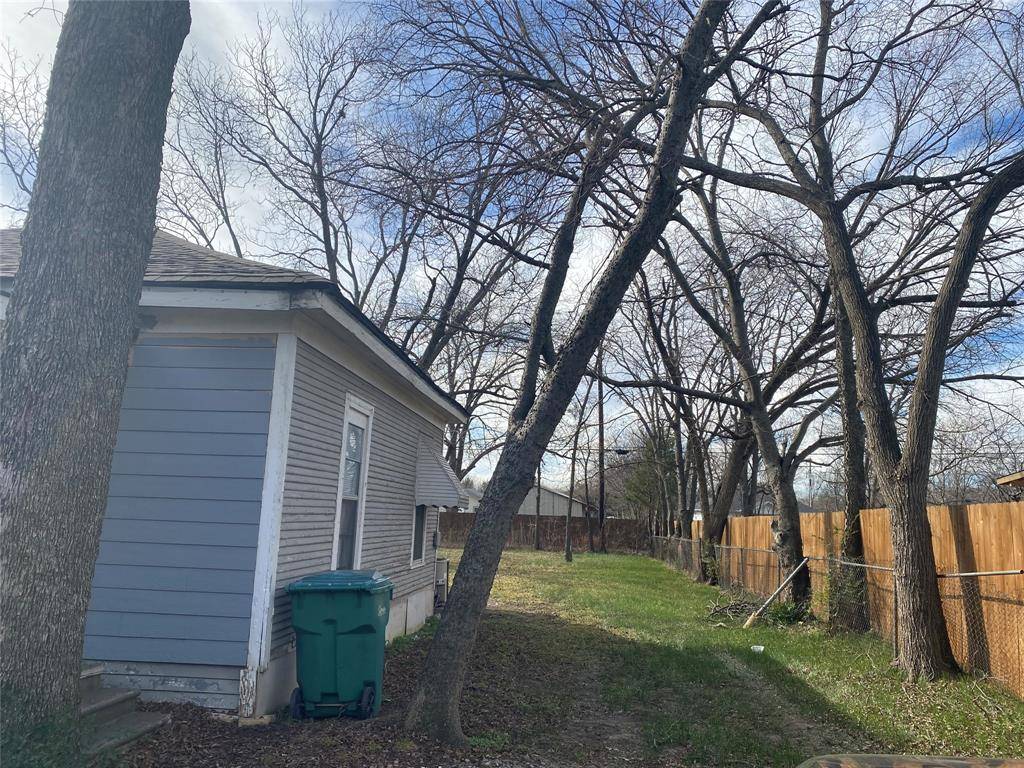 Sherman, TX 75090,1006 S Throckmorton Street