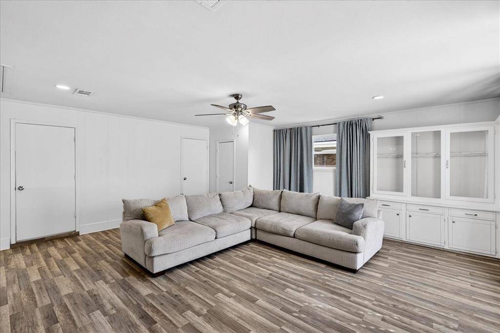 Kaufman, TX 75142,1407 Royal Drive