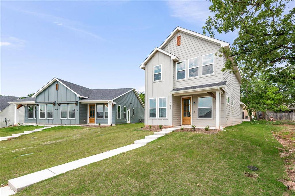 Runaway Bay, TX 76426,1209 Chestnut Court