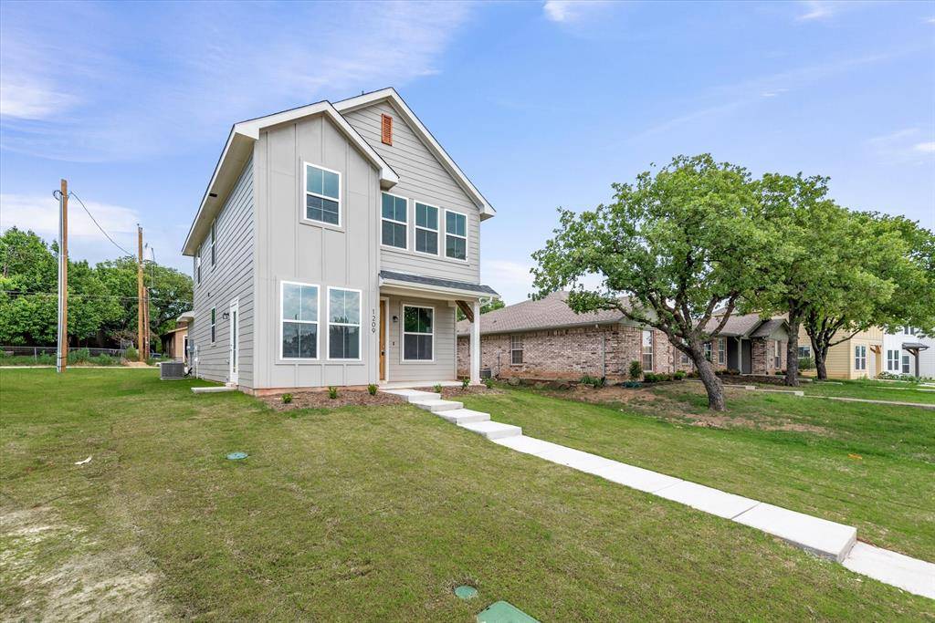 Runaway Bay, TX 76426,1209 Chestnut Court