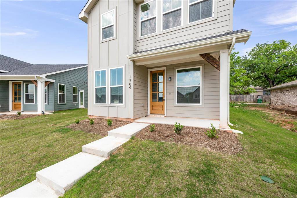 Runaway Bay, TX 76426,1209 Chestnut Court