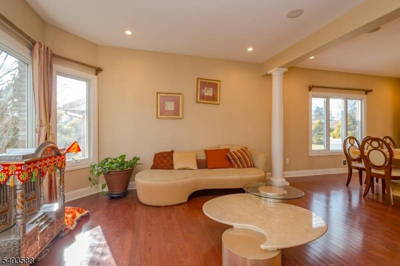 Woodbridge Twp., NJ 07067,53 Princeton Ave