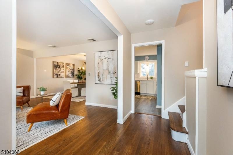 Bloomfield Twp., NJ 07003,34 Skyview Rd