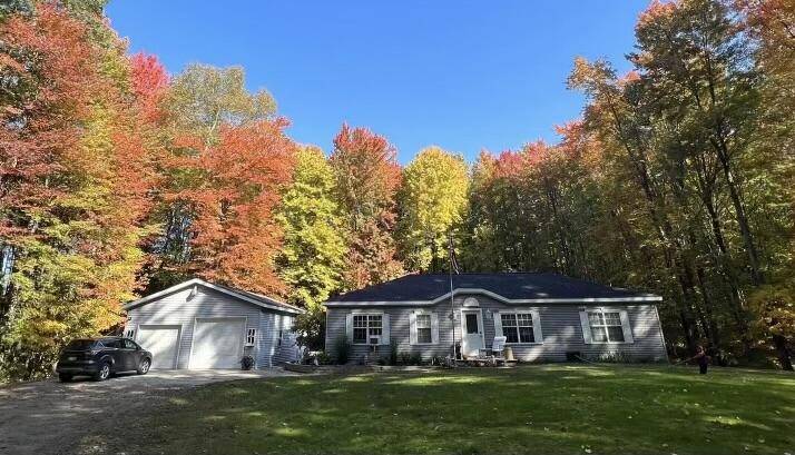 Kent City, MI 49330,1475 Stalhood DR