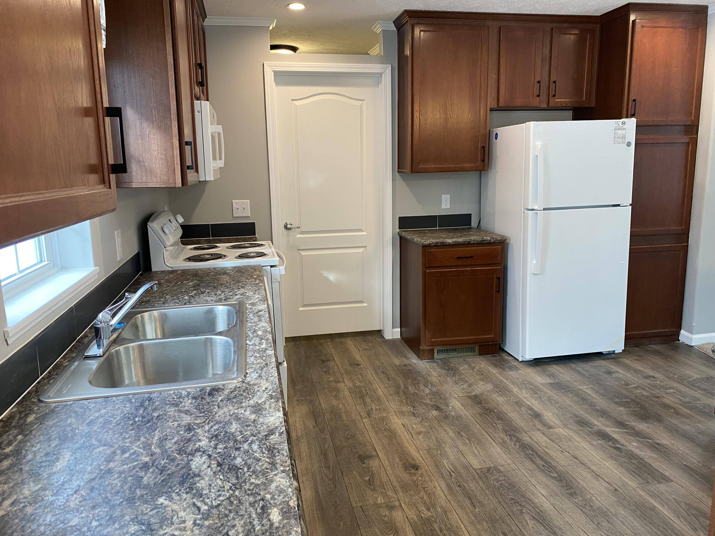 Morley, MI 49336,129 W 9th ST