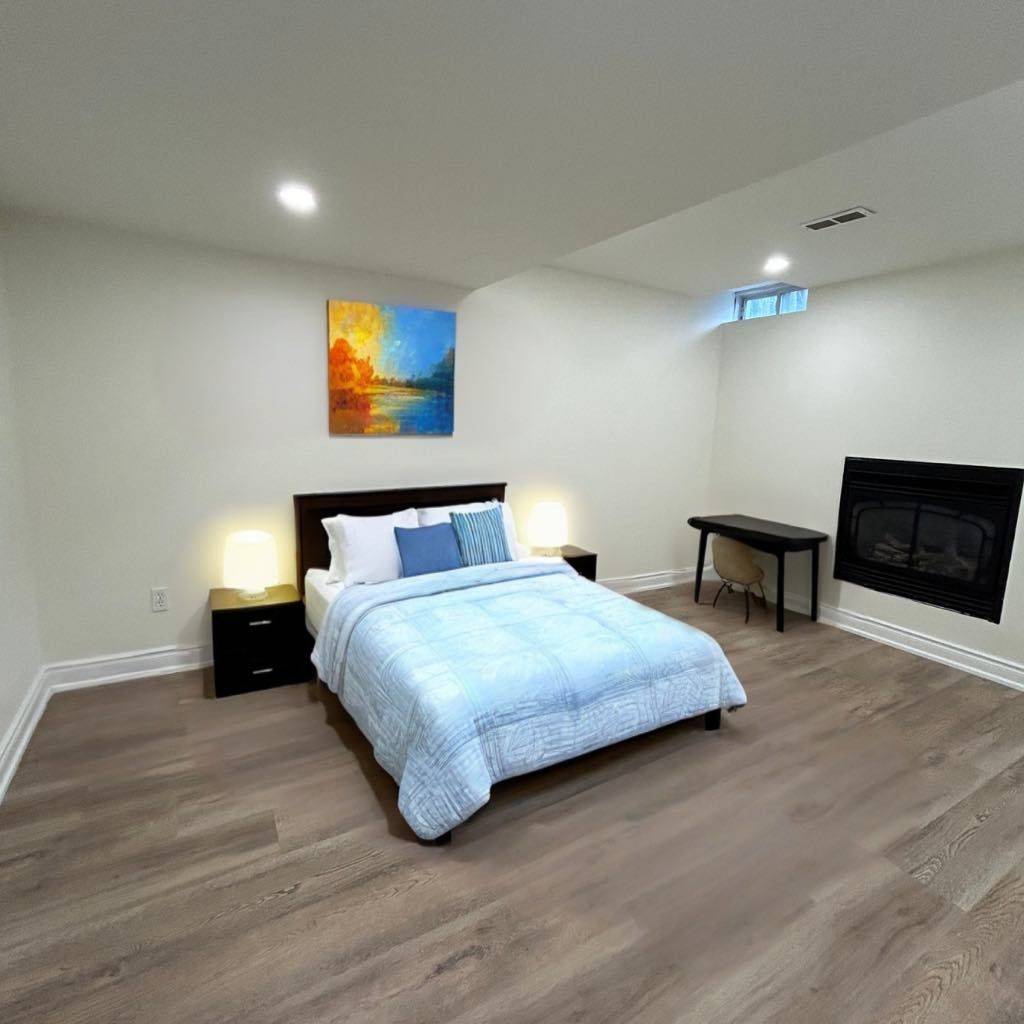 Ajax, ON L1Z 1M7,39 Hoile DR #Lower