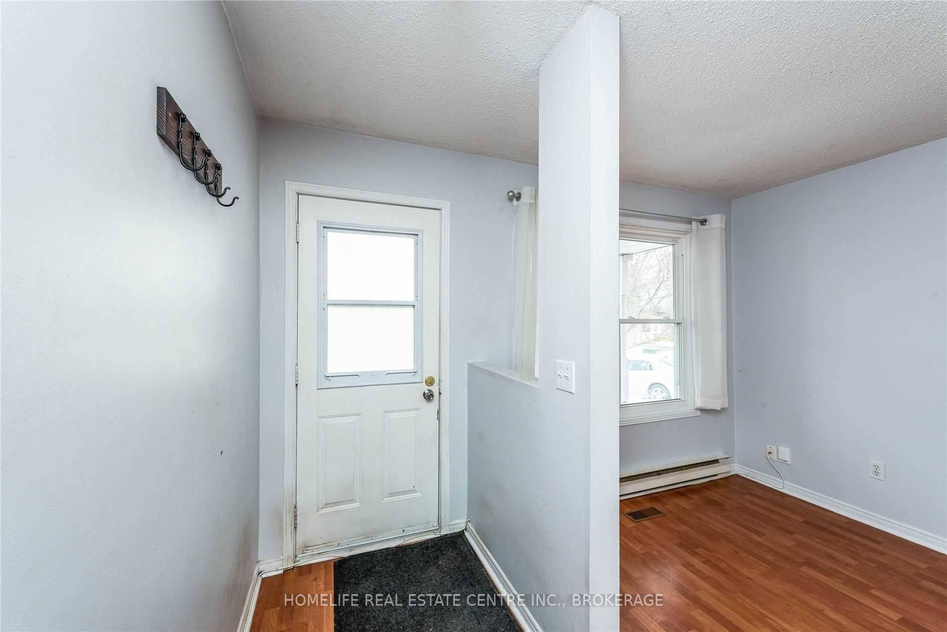 Clarington, ON L1B 1E4,79 Hart BLVD S