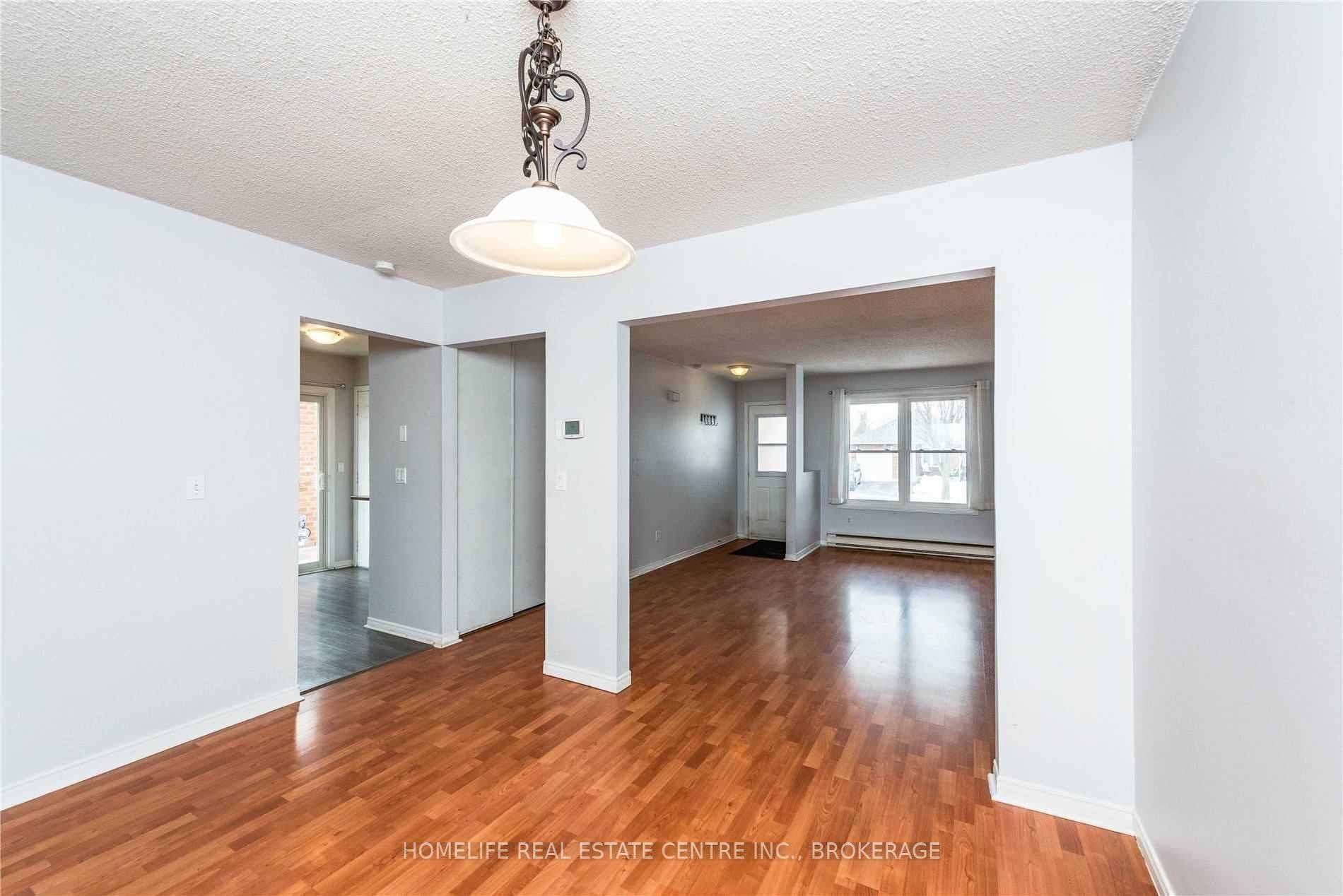 Clarington, ON L1B 1E4,79 Hart BLVD S