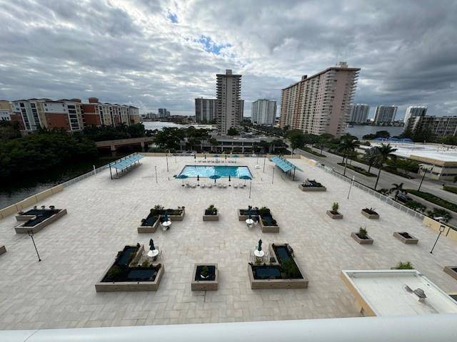 Sunny Isles Beach, FL 33160,230 174th St #814