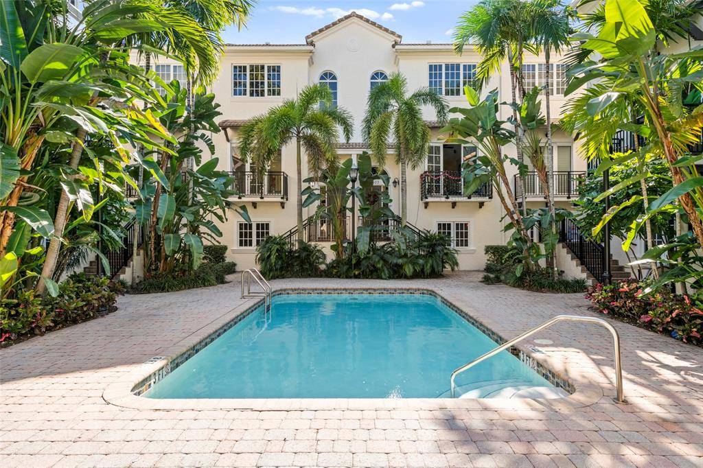 Fort Lauderdale, FL 33301,510 SE 7th Street #401