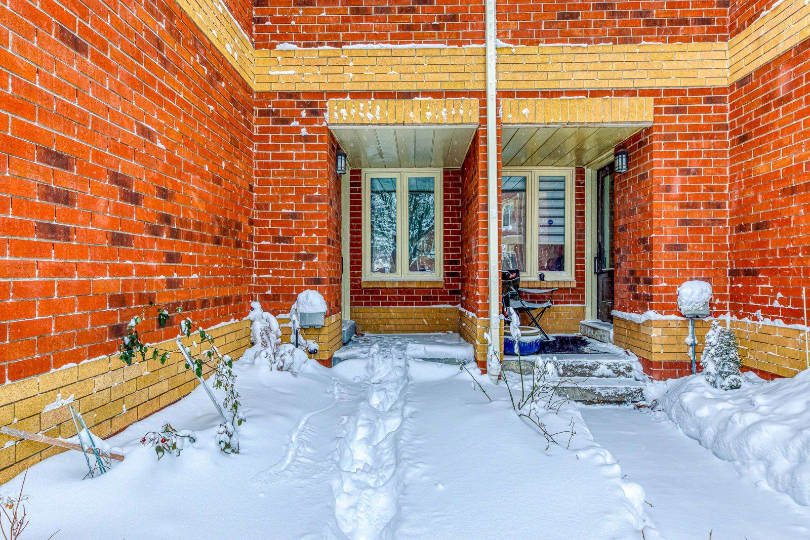 Oakville, ON L6H 5R9,2006 Glenada CRES #2