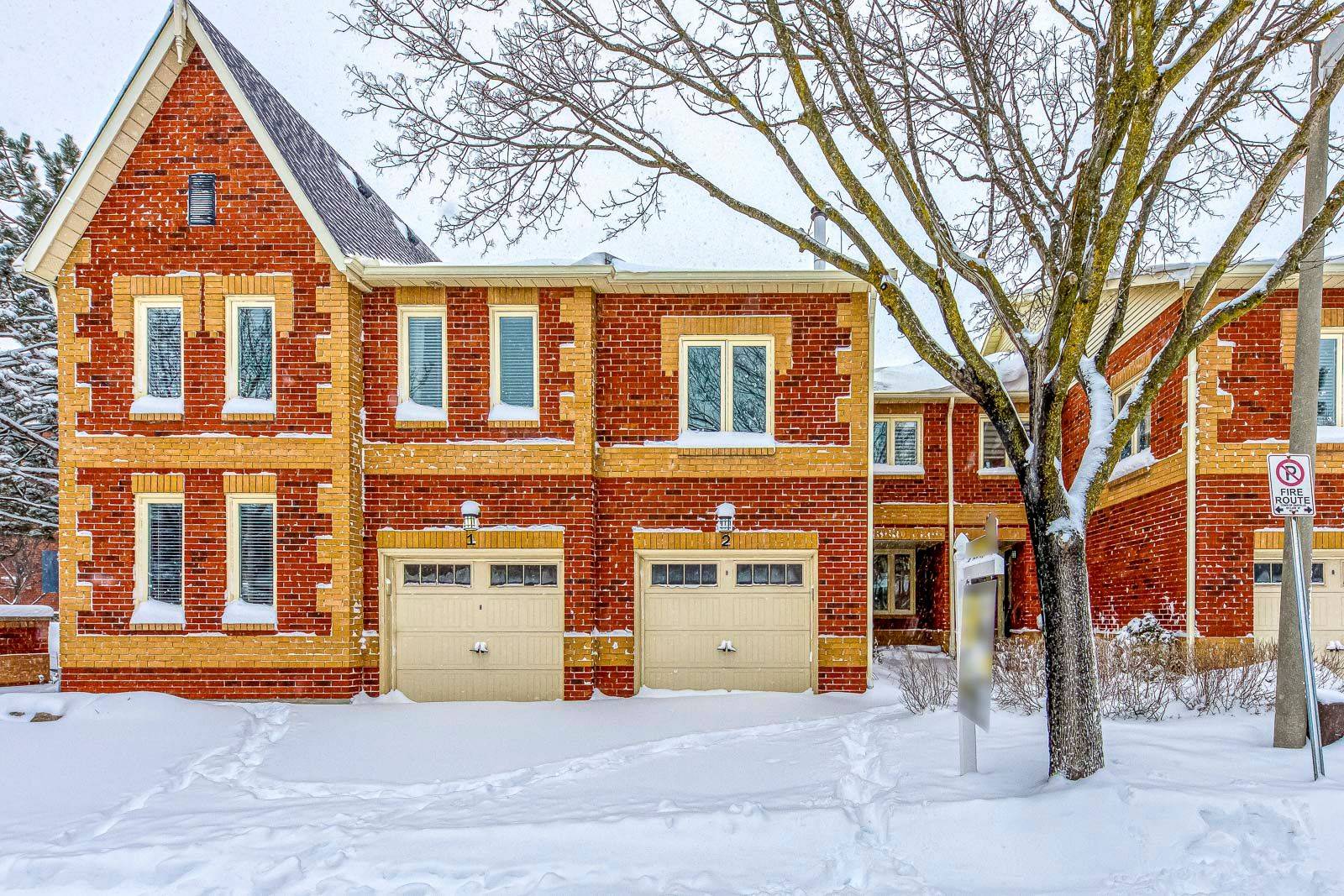 Oakville, ON L6H 5R9,2006 Glenada CRES #2